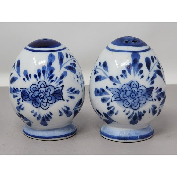 Delft Blue‎ Ceramic Salt & Pepper Shakers With Windmill & Floral Design - Picture 3 of 8